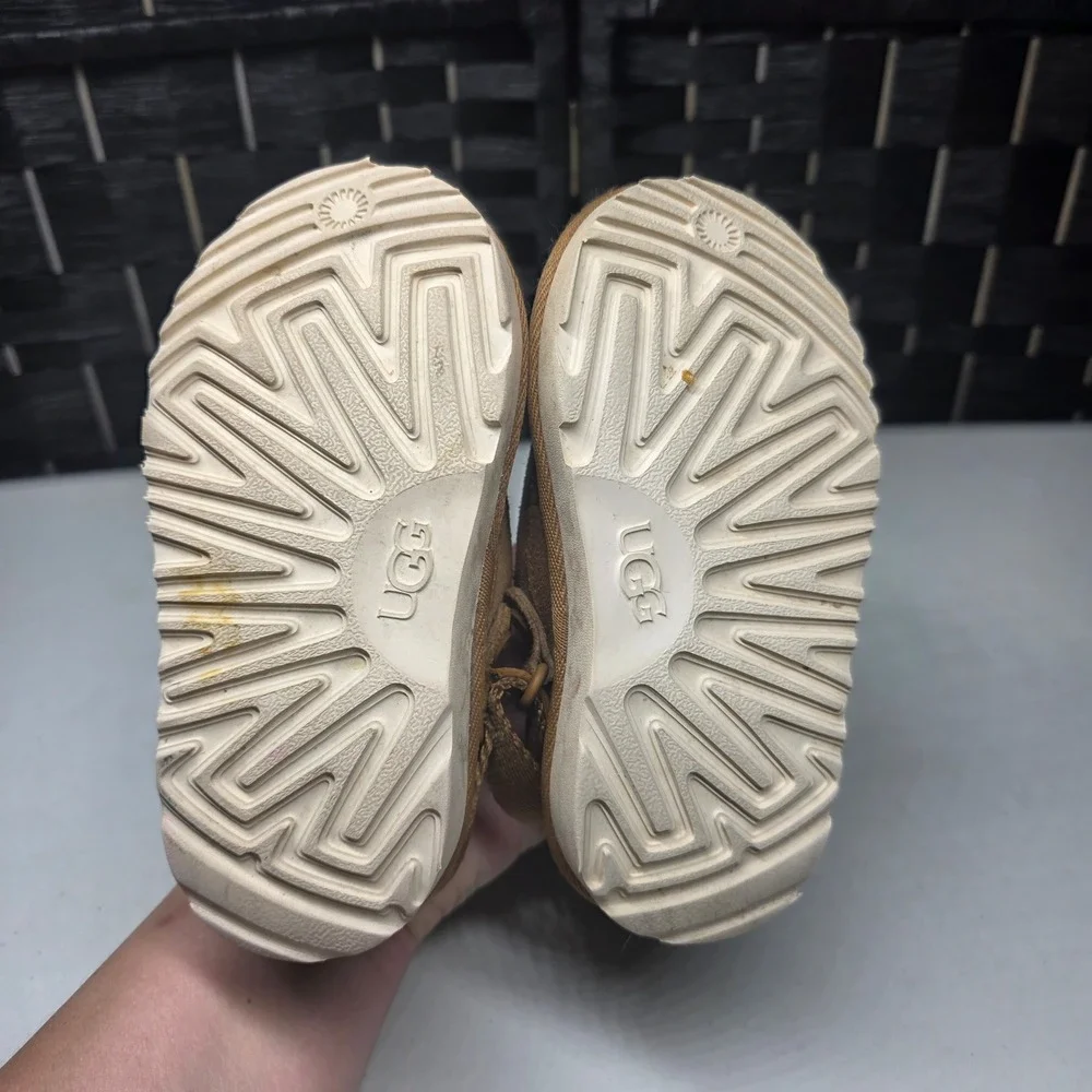 UGG GoldenGlow Toddler Sandals Chestnut Suede Strap Shoes 1159770T Size 8